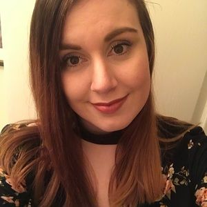 Meet your Posher, Genevieve